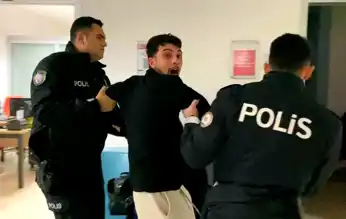 Aksaray'da Hakimlerin Aracına Çarpan Alkollü Sürücü Yakalandı