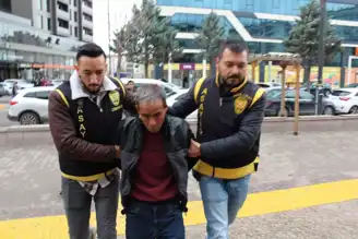 Eşini Uykusunda Vurarak Öldüren Şüpheli Adliyeye Sevk Edildi