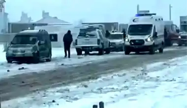 Aksaray'da İşçi Servisi Kazası: 15 Yaralı
