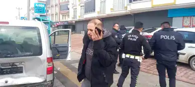 Aksaray'da Trafik Kazası: Nişanlıya Çarpan Kadın Yaralandı