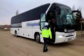 Aksaray'da Sivil Jandarma Otobüsleri Denetiyor
