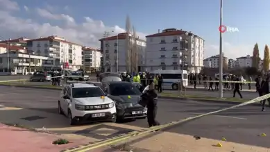 Bisiklet Kavgası: Polis Yaralandı