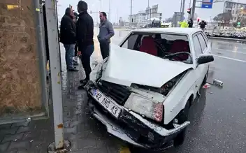 Sultanhanı'nda Trafik Kazası: 4 Yaralı