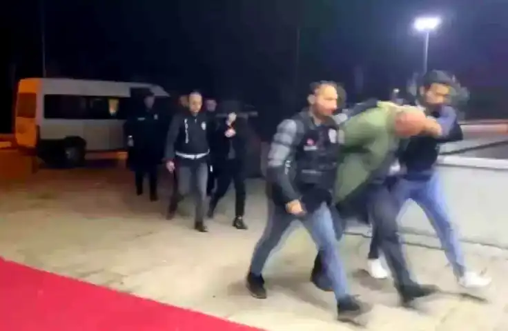 Aksaray'da 8 Uyuşturucu Taciri Tutuklandı